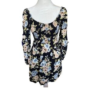 Floral dress with stretchy bust